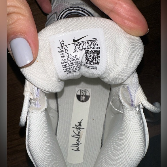 NIKE AIR MORE UPTEMPO '96 'THANK YOU, WILSON' size big kids 3Y, New in box - Picture 9 of 9